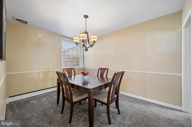 5239 ARROWHEAD LN, Drexel Hill, PA 19026