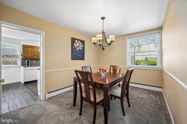 5239 ARROWHEAD LN, Drexel Hill, PA 19026
