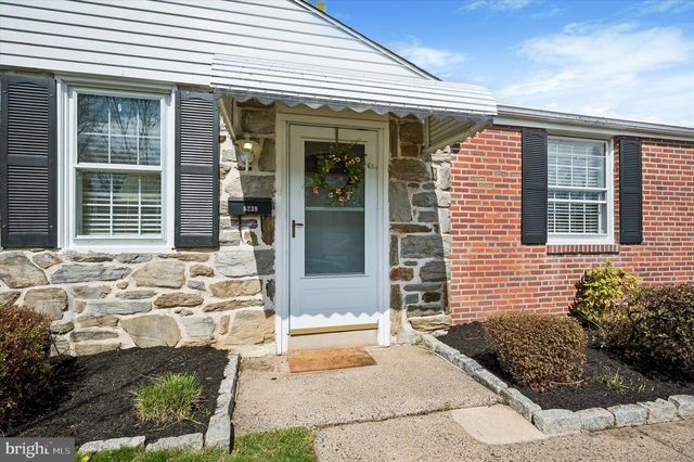 5239 ARROWHEAD LN, Drexel Hill, PA 19026