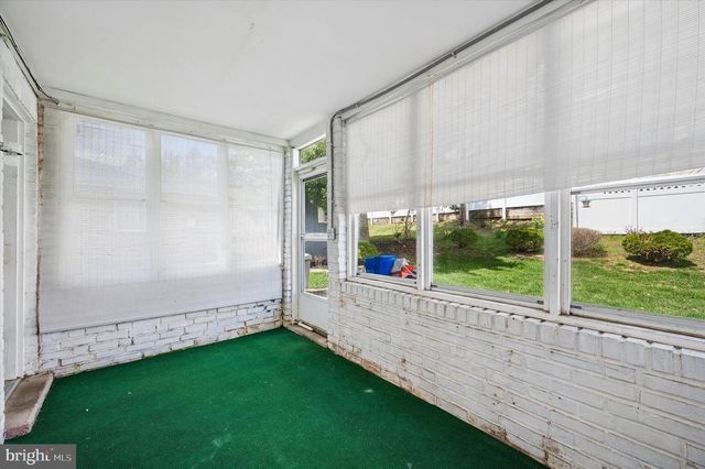 5239 ARROWHEAD LN, Drexel Hill, PA 19026