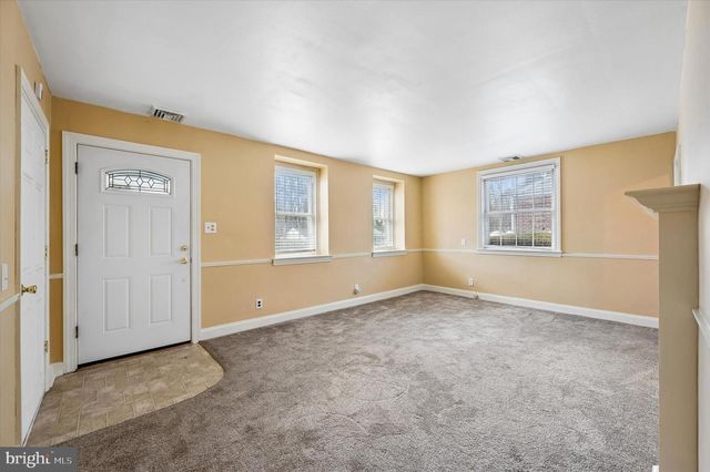 5239 ARROWHEAD LN, Drexel Hill, PA 19026