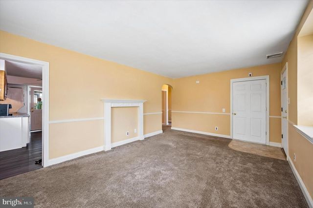 5239 ARROWHEAD LN, Drexel Hill, PA 19026