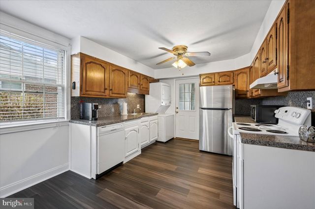 5239 ARROWHEAD LN, Drexel Hill, PA 19026