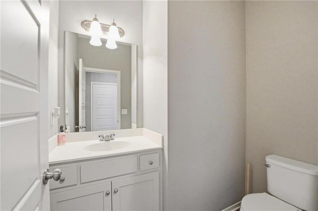 2776 W Sitka Drive, Olathe, KS 66061