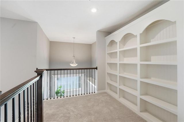 2776 W Sitka Drive, Olathe, KS 66061