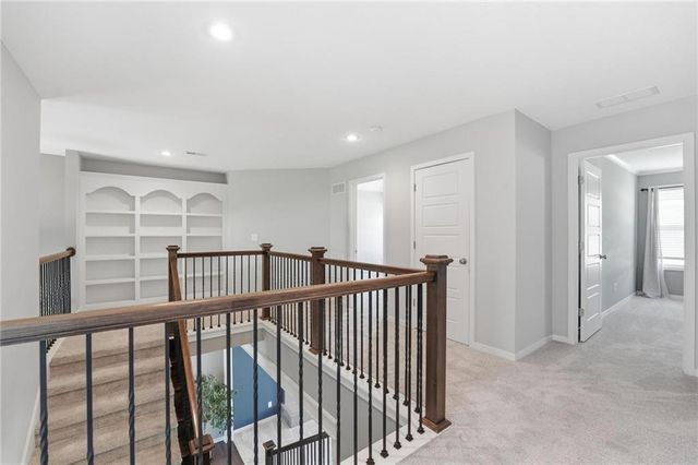 2776 W Sitka Drive, Olathe, KS 66061