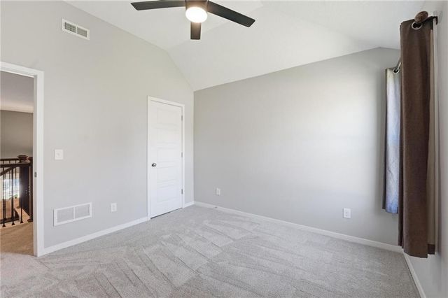 2776 W Sitka Drive, Olathe, KS 66061