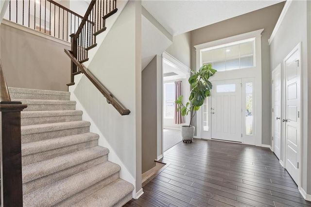 2776 W Sitka Drive, Olathe, KS 66061