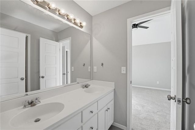 2776 W Sitka Drive, Olathe, KS 66061