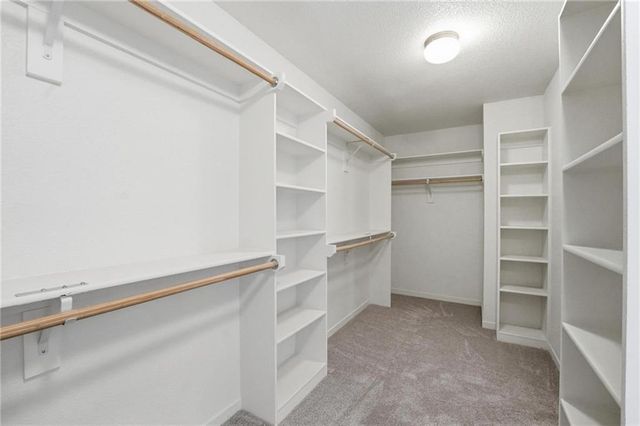 2776 W Sitka Drive, Olathe, KS 66061