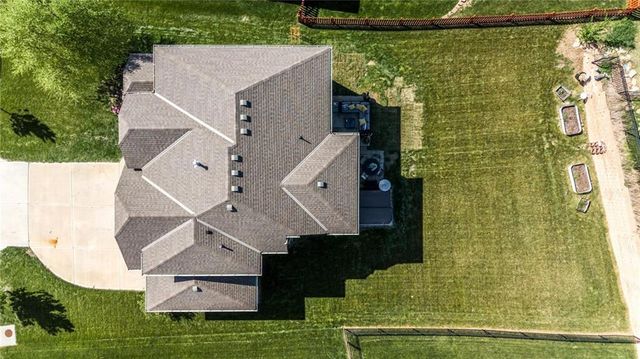 2776 W Sitka Drive, Olathe, KS 66061