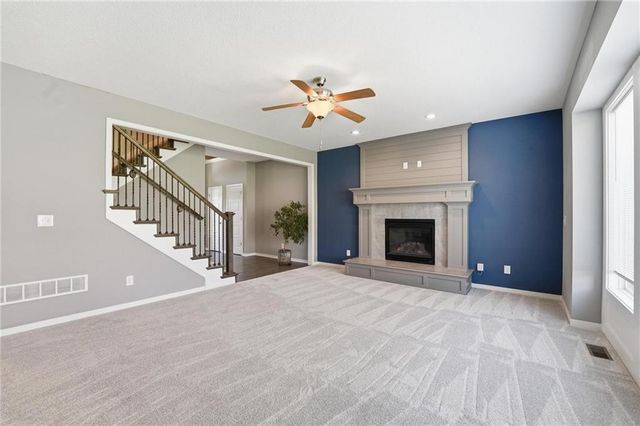 2776 W Sitka Drive, Olathe, KS 66061