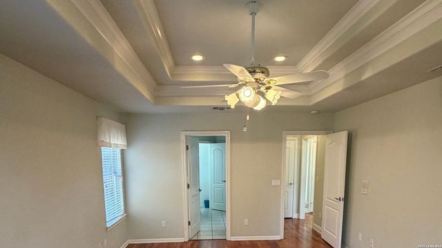 2044 N RANCH ESTATES BLVD, New Braunfels, TX 78130