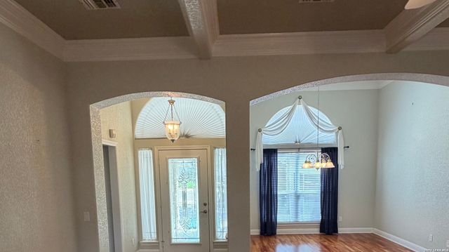2044 N RANCH ESTATES BLVD, New Braunfels, TX 78130