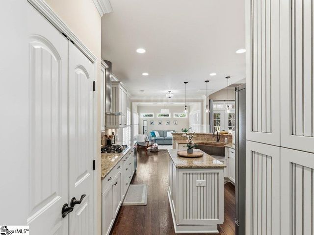 3 Firnstone Court, Greenville, SC 29607