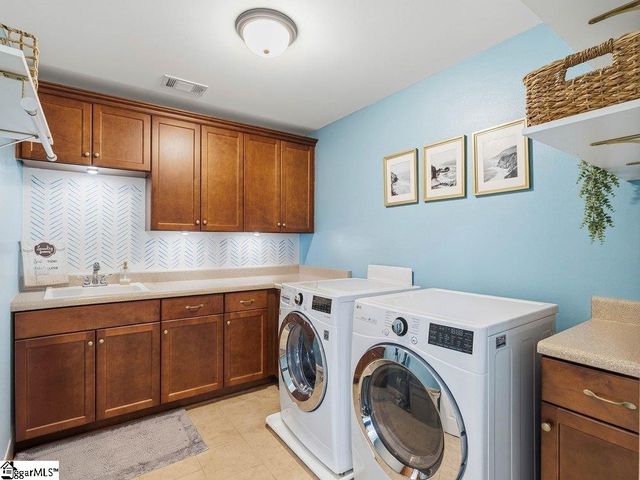 3 Firnstone Court, Greenville, SC 29607