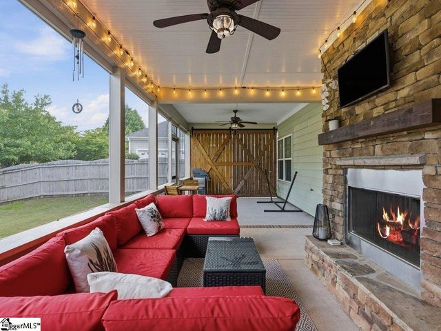 3 Firnstone Court, Greenville, SC 29607