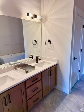 1579 E MADDIES CV, Ogden, UT 84404