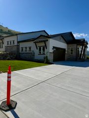 1579 E MADDIES CV, Ogden, UT 84404
