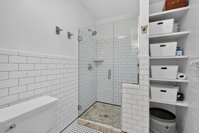 1376 Fontaine Road, Lexington, KY 40502