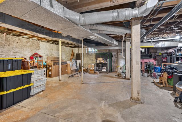 1376 Fontaine Road, Lexington, KY 40502