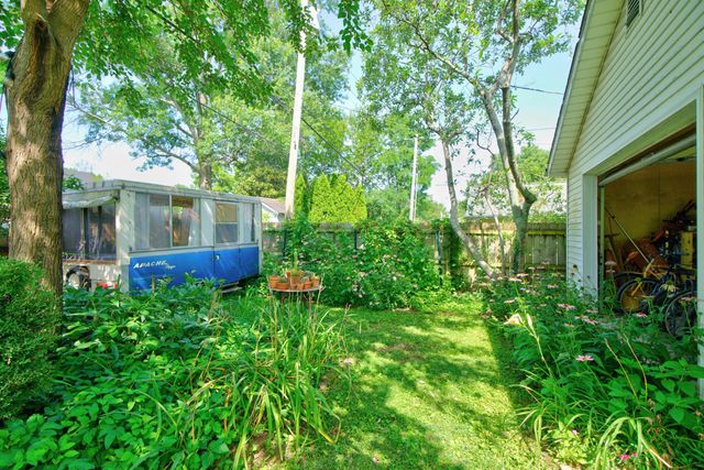 1376 Fontaine Road, Lexington, KY 40502