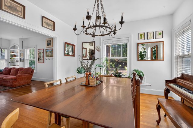 1376 Fontaine Road, Lexington, KY 40502