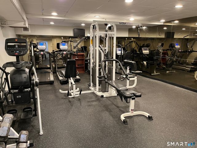 60 Strawberry Hill Avenue 814, Stamford, CT 06902