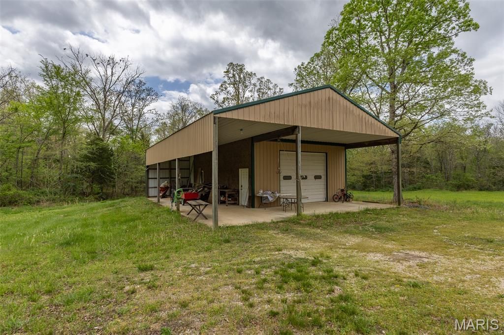 Image 2 of property listing at 650 Ripley JJ-2, Fairdealing, MO 63939