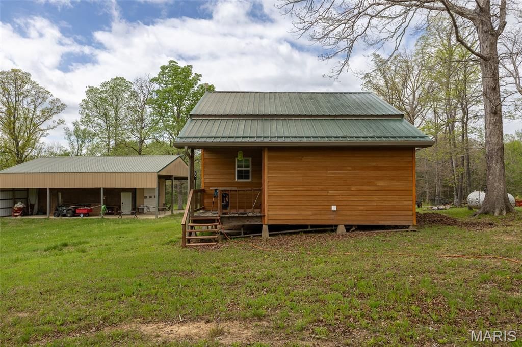 Image 17 of property listing at 650 Ripley JJ-2, Fairdealing, MO 63939