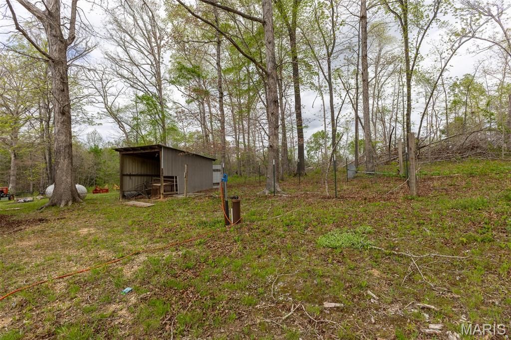 Image 19 of property listing at 650 Ripley JJ-2, Fairdealing, MO 63939