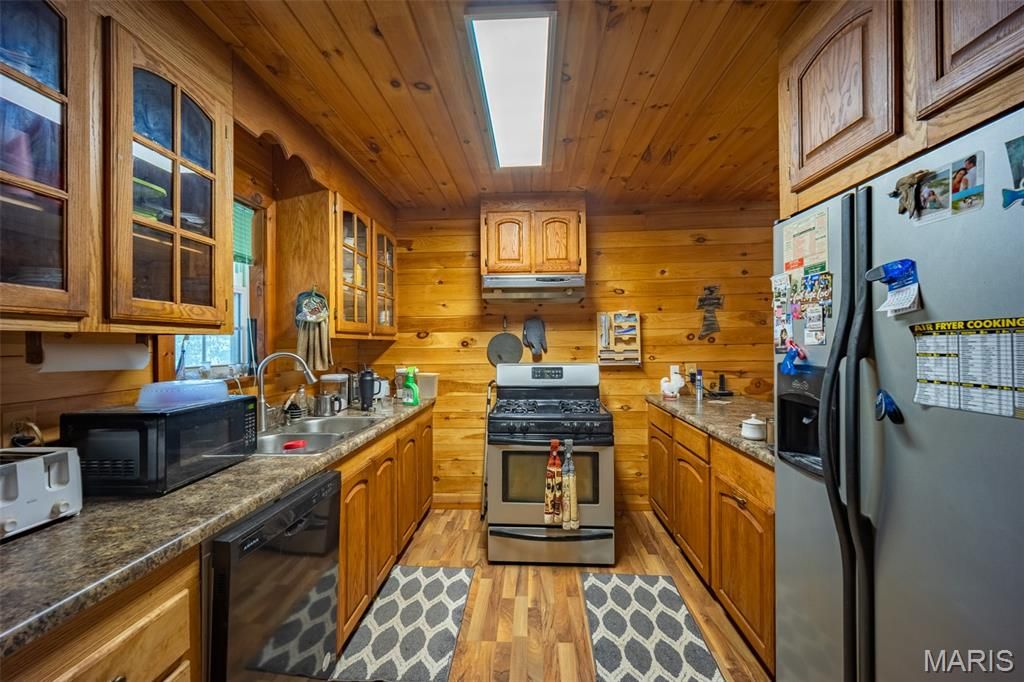 Image 8 of property listing at 650 Ripley JJ-2, Fairdealing, MO 63939