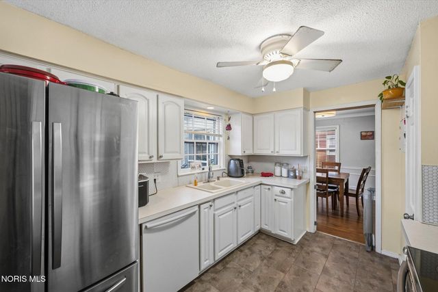 3840 Elmhurst Road, Toledo, OH 43613