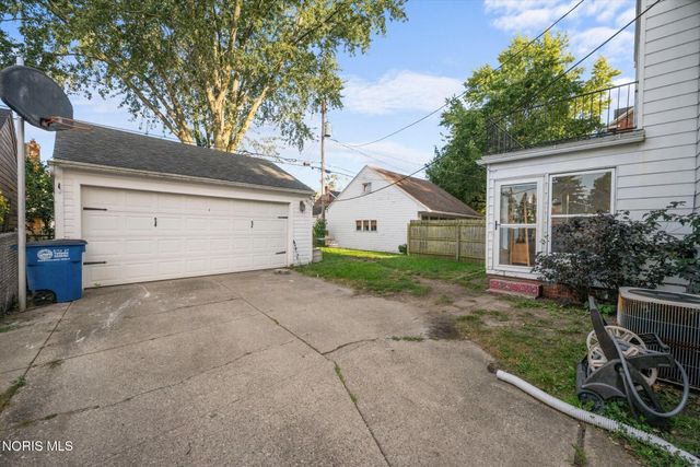 3840 Elmhurst Road, Toledo, OH 43613