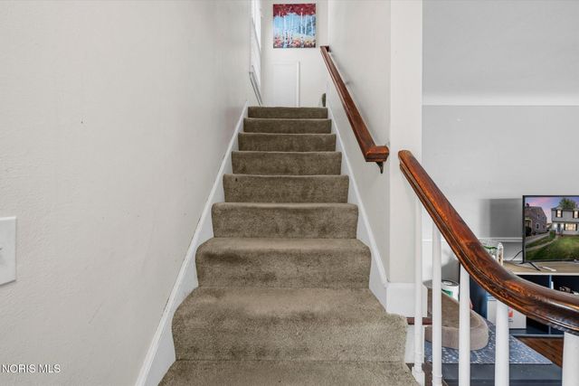 3840 Elmhurst Road, Toledo, OH 43613