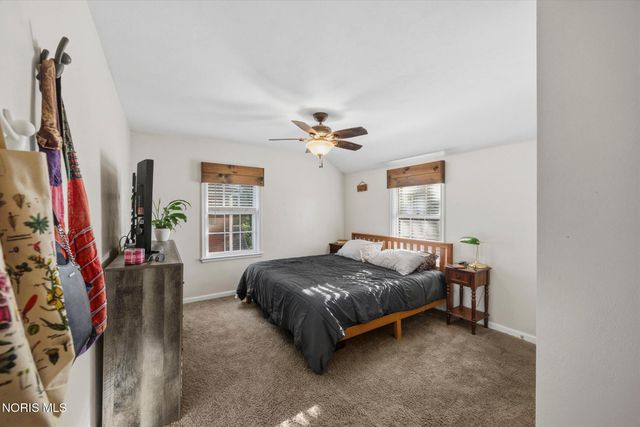 3840 Elmhurst Road, Toledo, OH 43613