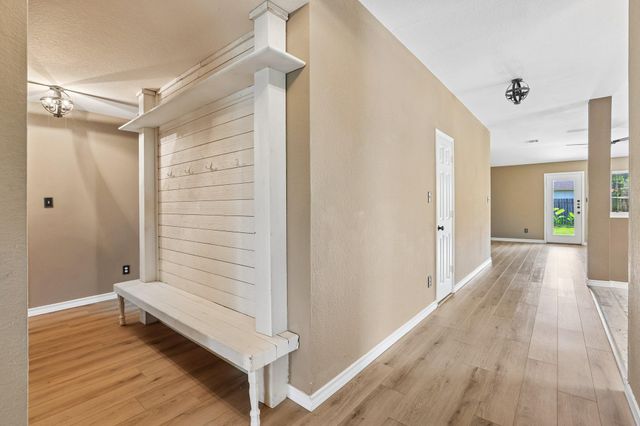 2656 Bradley LN, Round Rock, TX 78664