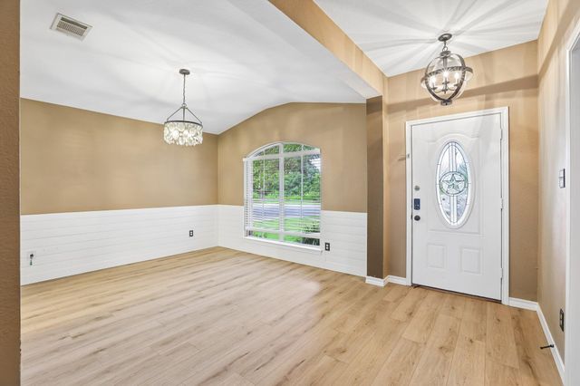 2656 Bradley LN, Round Rock, TX 78664