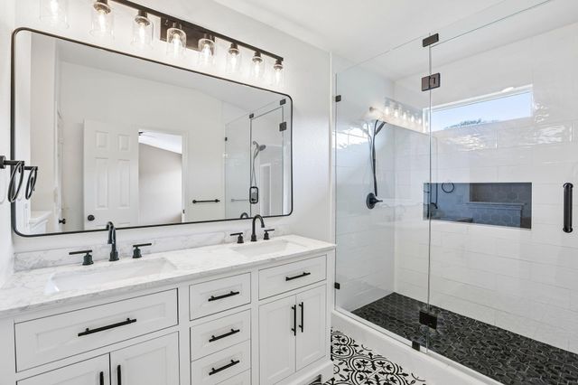 2656 Bradley LN, Round Rock, TX 78664