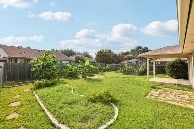 2656 Bradley LN, Round Rock, TX 78664