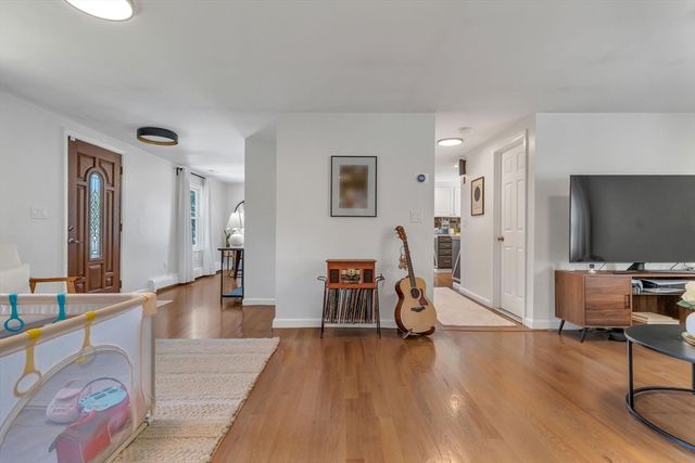 232 West Street, Attleboro, MA 02703