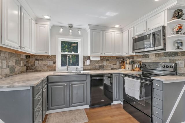 232 West Street, Attleboro, MA 02703