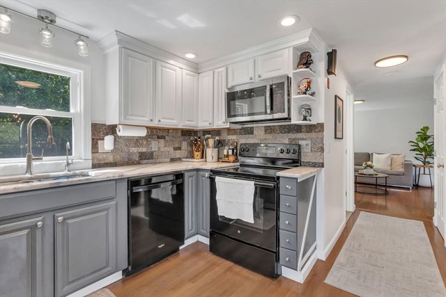 232 West Street, Attleboro, MA 02703