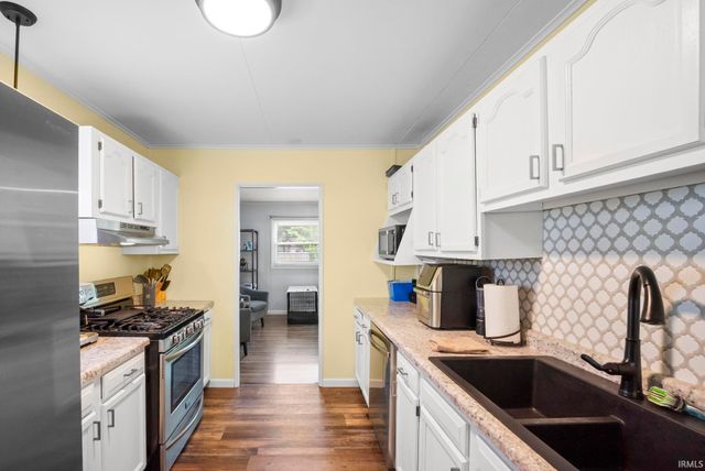 824 S 24th Street, Lafayette, IN 47905