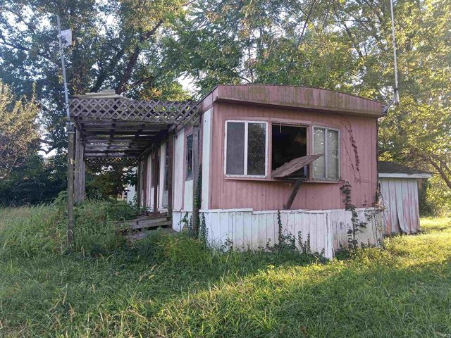 407 N Ledgerwood Street, Carlisle, IN 47838