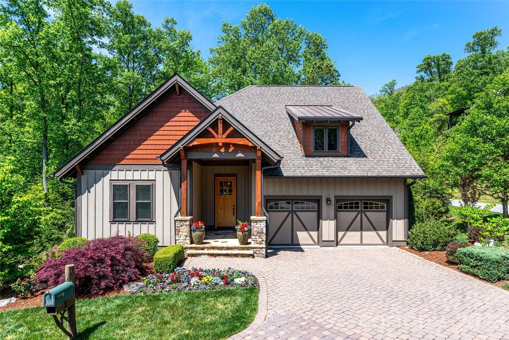 1 Still Creek Loop 1, Fairview, NC 28730