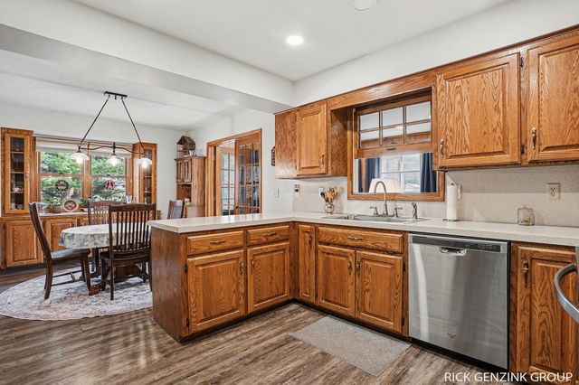 6260 Pine Crest Drive, Blendon Twp, MI 49464