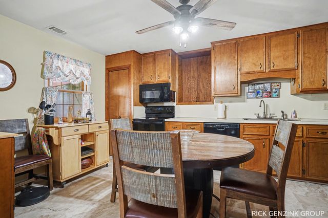 6260 Pine Crest Drive, Blendon Twp, MI 49464