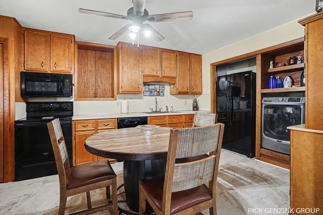 6260 Pine Crest Drive, Blendon Twp, MI 49464