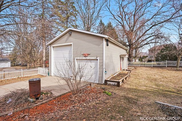 6260 Pine Crest Drive, Blendon Twp, MI 49464